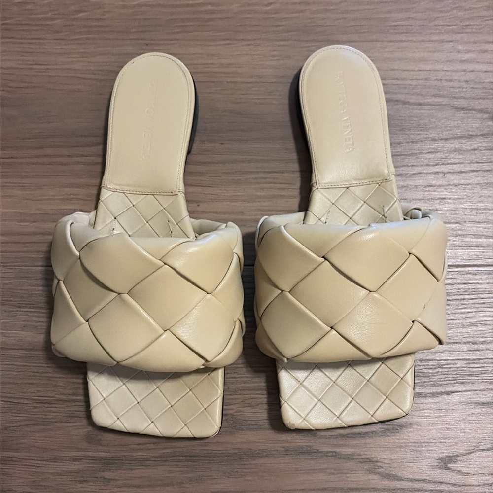 Bottega Venetia Lido slides